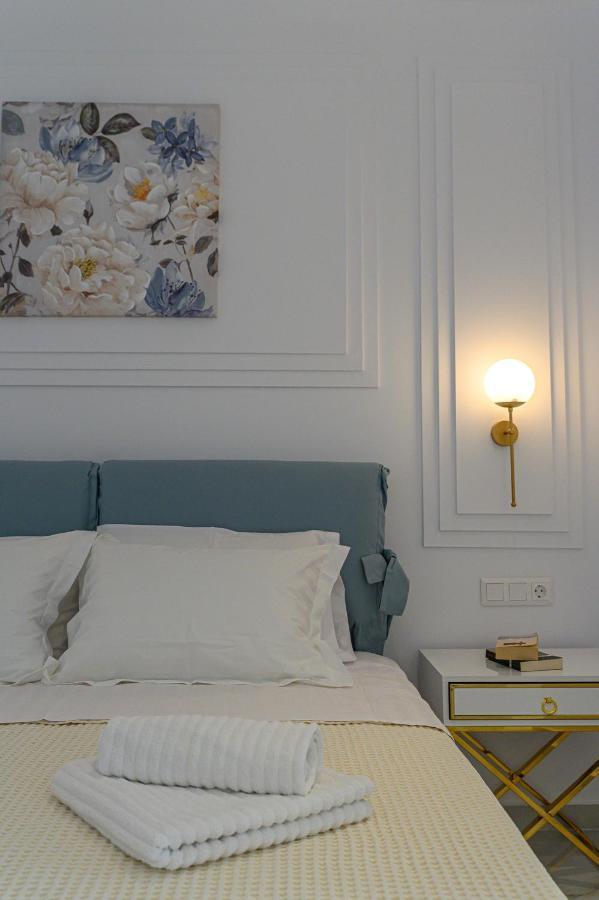 Dionisos Suites Lixouri Exteriör bild